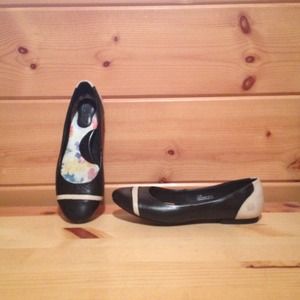 Born tuxedo flats size 7