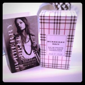 ⛔Price cut! Burberry Brit perfume