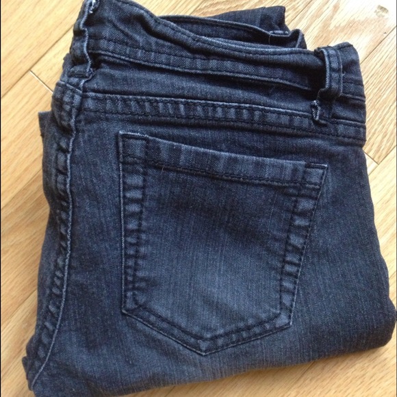 Forever 21 skinny jeans with zipper