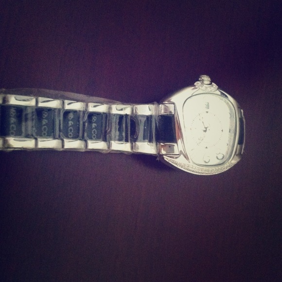 Watch - Picture 1 of 1