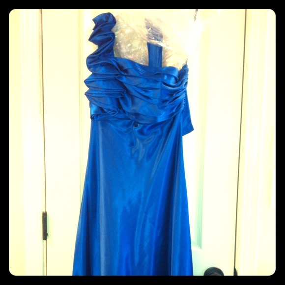 Royal Blue Formal Dress!