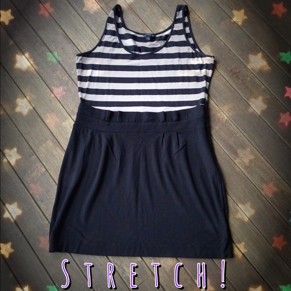 Banana Republic Dresses & Skirts - Reserved- BR- Stretchy Striped Dress