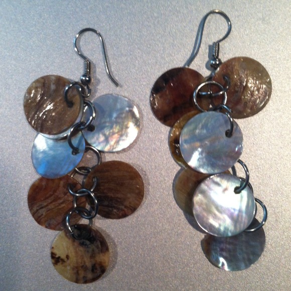 Shell earrings