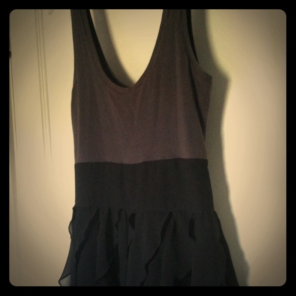 Dress perfect for all occasions - Picture 1 of 4