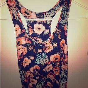 H&M floral tank top!(: