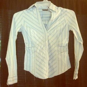 XS NY&Co. Shirt  DISCOUNTS💰BUNDLES🎀TRADES🎁