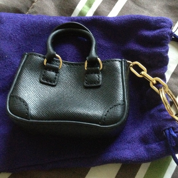 โSOLDโ๐ฏTory Burch key chain - Picture 2 of 4