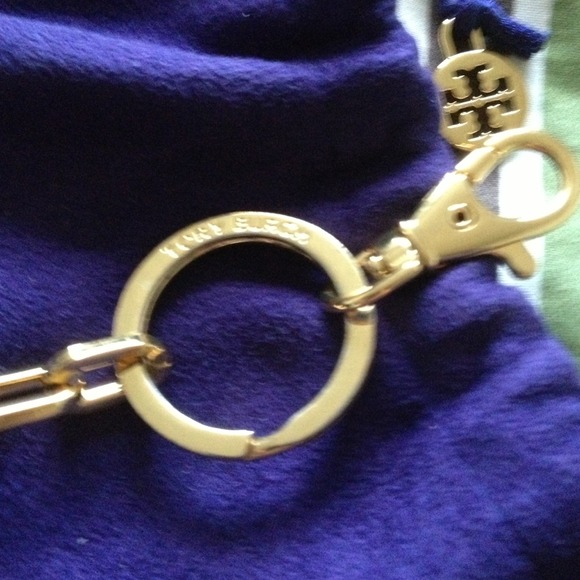 โSOLDโ๐ฏTory Burch key chain - Picture 3 of 4