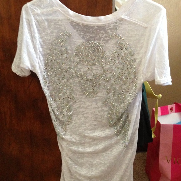 Cute white tee with rhinestones - Picture 3 of 4