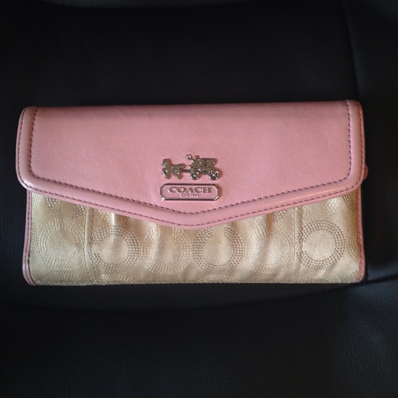 SOLD!!! Auth. COACH Madison checkbook wallet