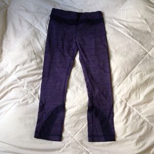 Lululemon cropped running leggings