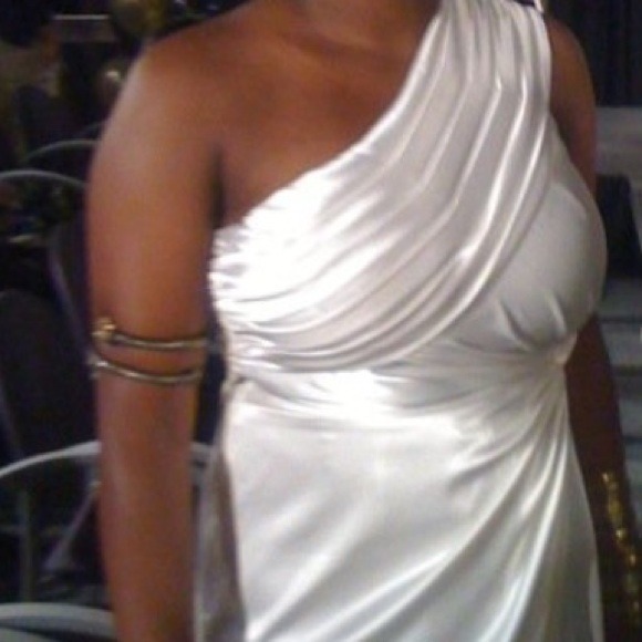 Adrianna Papell Gown!!