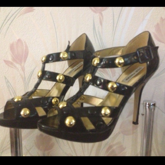 Steve Madden Rocker Stud Heels - Picture 2 of 3