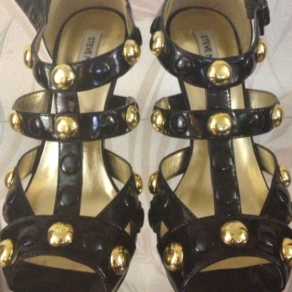 Steve Madden Rocker Stud Heels - Picture 3 of 3