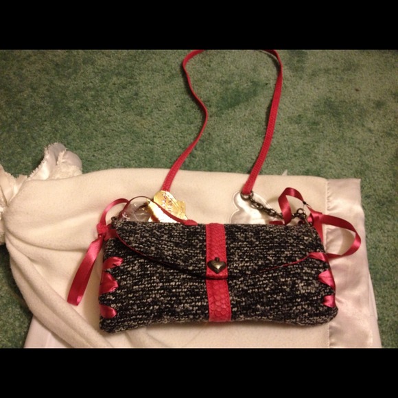 SOLD Princess Vera Wang Crossbody/Sling bag/clutch