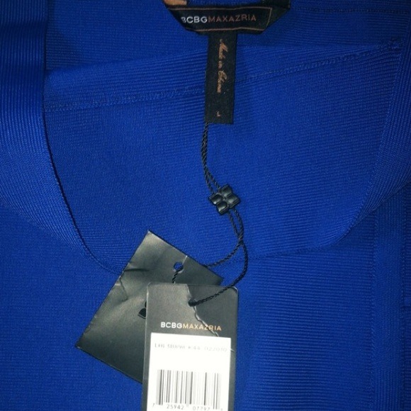 ❌SOLD❌ 🆕 BCBG Textured Blue Bandage Skirt - Picture 4 of 4