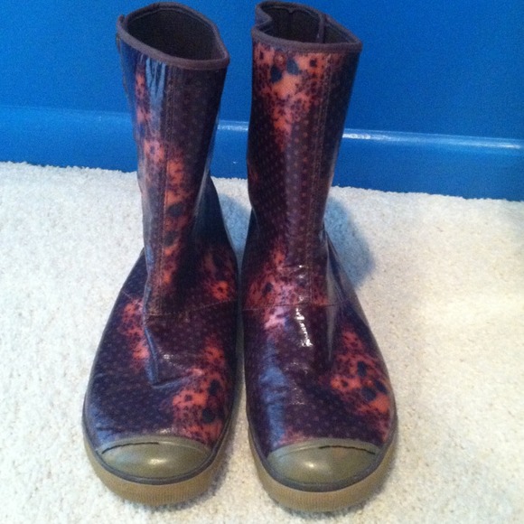 Rain boots