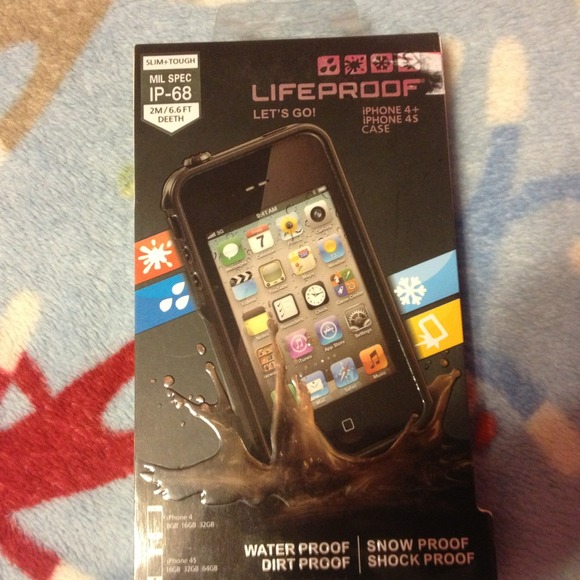 HOLD TRADE Iphone 4/S black lifeproof case!