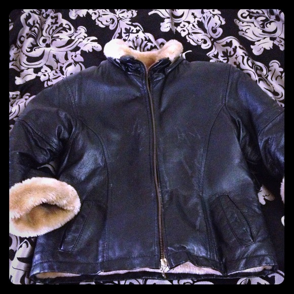 Toddlers winter coat 💯% genuine leather/fur