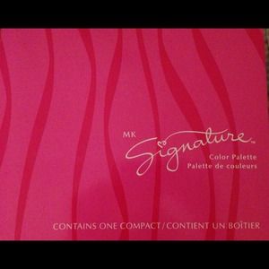 Mary Kay New In Box Compact Color Palette