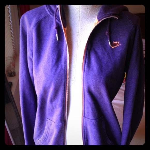 Nike zip-up hooded sweatshirt
