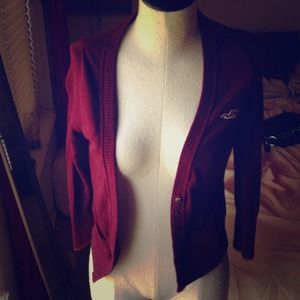 Maroon Hollister sweater