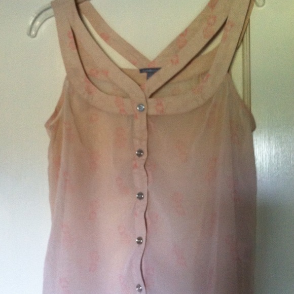 Cute shirt - Picture 2 of 3