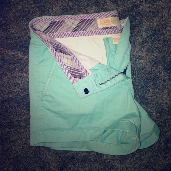 SOLD IN BUNDLE! 🎁 Jcrew classic 3" chino short
