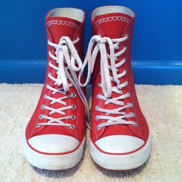 Converse look-a-like rain boots