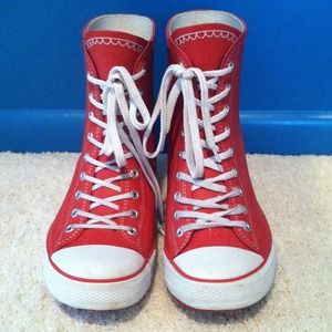 Converse look-a-like rain boots