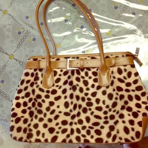 Leopard faux fur handbag !!