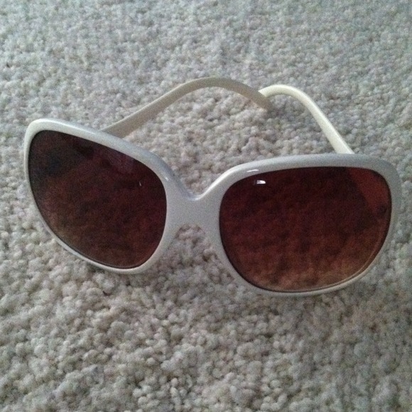 Forever 21 sunglasses