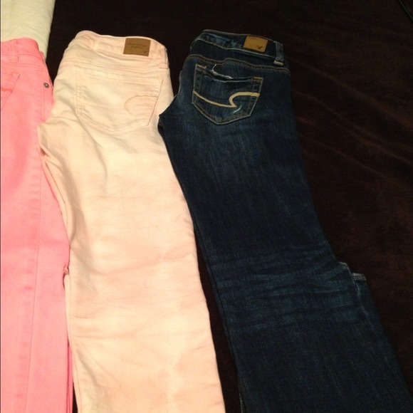 American Eagle jeans. - Picture 2 of 3