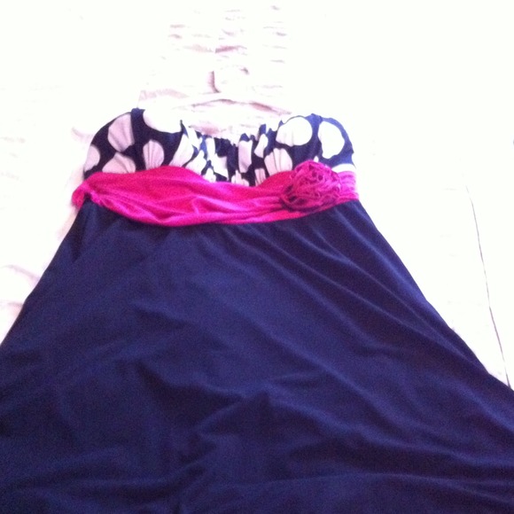 REDUCED****Black dress - Picture 2 of 2