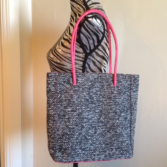 NEW Princess Vera Wang Kelsey Tote - Picture 3 of 4