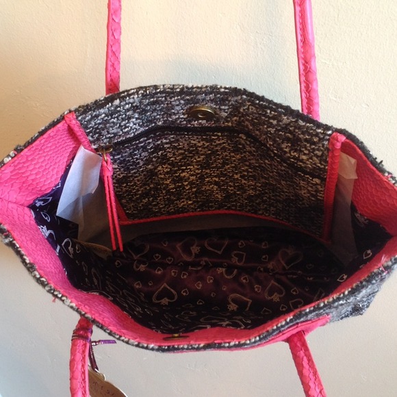 NEW Princess Vera Wang Kelsey Tote - Picture 4 of 4