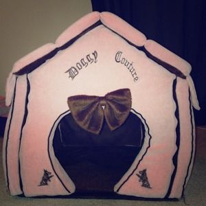 PRICE REDUCED!!! Juicy/Doggy couture dog bed