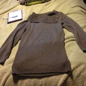 3/4 Inch-Sleeved Sweater