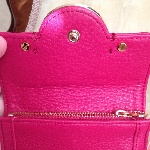 SOLD-NWT-Authentic Tory Burch Wallet - Picture 3 of 4