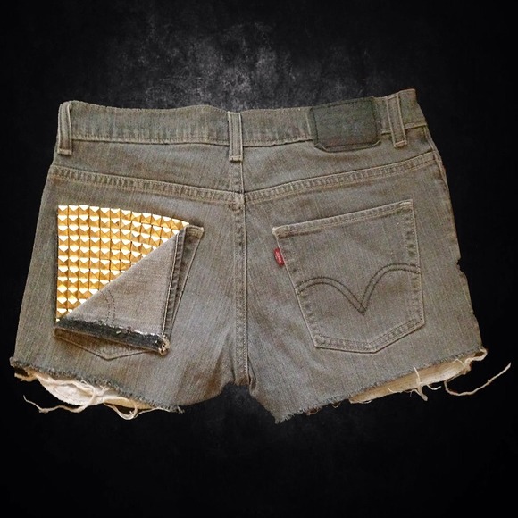 Flannel Grunge Vintage Levi's Cutoff Denim Shorts - Picture 3 of 4
