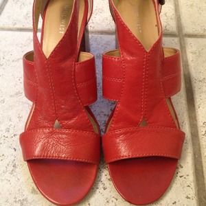 Nine West orange red heels size 10