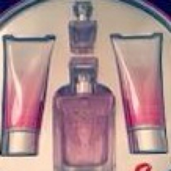 !! Sold  !!  Victoria's Secret angel