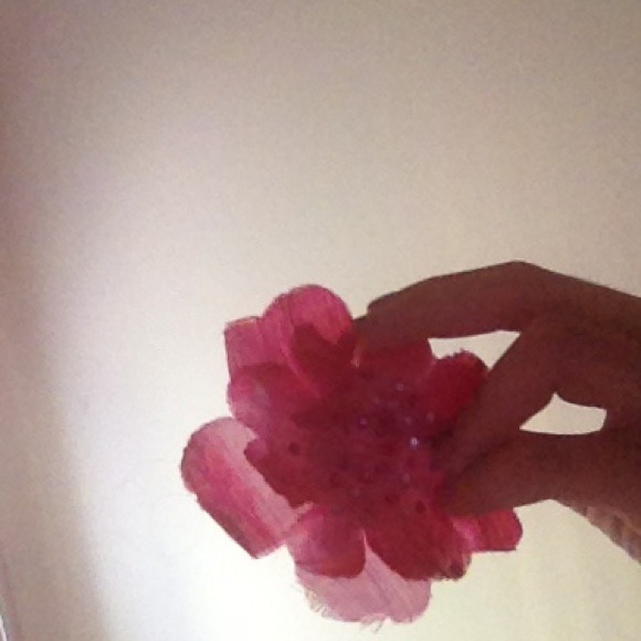 A homemade flower for girls
