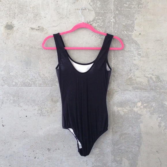 • bundled • - Picture 2 of 3