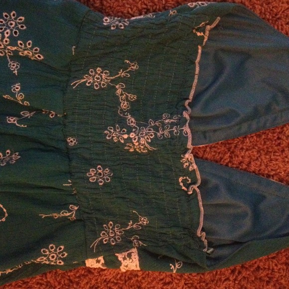 ⛔SOLD in BUNDLE turquoise and cream halter dress - Picture 3 of 3