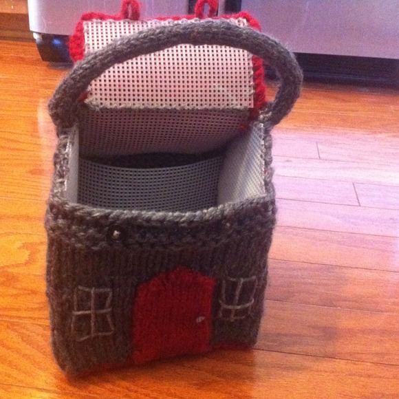 Dollhouse purse - Picture 3 of 4