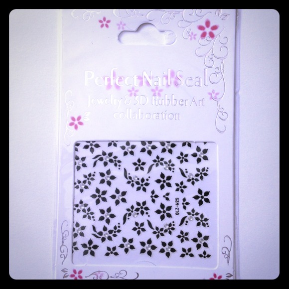 Brand new cute nail art seal :):)3D collaboration