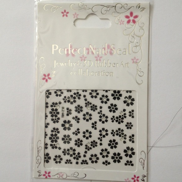 Brand new cute nail art seal :):)3D collaboration - Picture 2 of 2