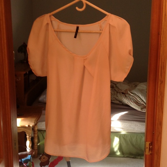 Beautiful top NWOT
