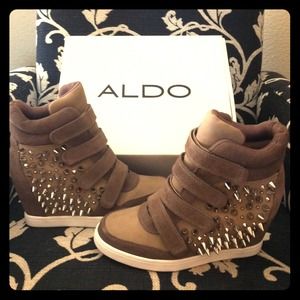 Stunning Aldo Platform Spike Sneaks!